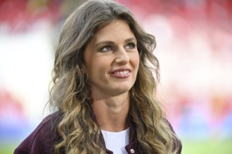 SKY presenter Mara Mones, portrait, smiles, Voith-Arena, Heidenheim, Baden-Württemberg, Germany