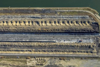 Aerial view, Duisburg harbour, coal island, Duisport, Rhine-Herne Canal, Ruhr, Ruhrort, Duisburg,