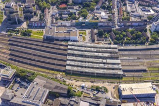 Aerial view, Duisburg central station, Dellviertel, Duisburg, Ruhr area, North Rhine-Westphalia,
