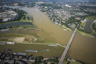Aerial view, flood river Rhine, Ruhr estuary into the Rhine, Friedrich-Ebert-Bridge, Rhine orange