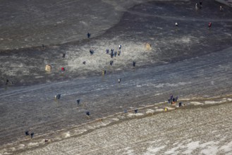 Aerial view, frozen Rhine meadows Ehingen, Mündelheim, Duisburg, Ruhr area, North Rhine-Westphalia,