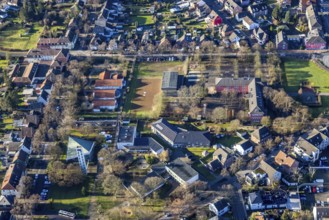 Aerial view Augustaschule in der Halterner Straße und evang. Kreuzkirche in Dorsten im Ruhr Area in