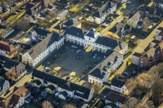 Aerial view of a colliery settlement with the fountain square in the Leopoldstraße in Dorsten in