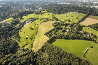 Aerial view, golf course Düsseldorf-Grafenberg in the district Ludenberg in Düsseldorf, Rhineland,