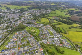 Aerial view, housing estate with playground on Frankfurter Straße in Breckerfeld, Sauerland, North