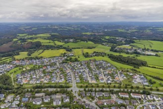 Aerial view, housing estate with playground on Frankfurter Straße in Breckerfeld, Sauerland, North