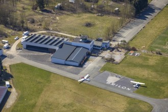 Aerial photo, Brilon Hochsauerland airfield, Zum alten Tower, EFR Brilon Landeplatz, Brilon,