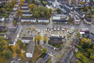 Aerial view, weekly market market on the Boyer market square in the district Boy in Bottrop, Ruhr