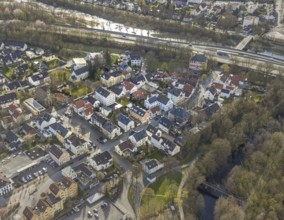 Aerial view, residential area and Gransauplatz, Burg Fresekenhof on the A46 motorway, Neheim,