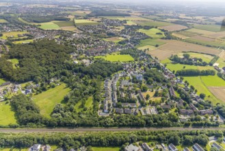 Aerial view, local view between Bahnhofstraße and Alisostraße with RWE Rheinland Westfalen Netz AG