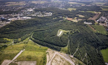 Aerial view, Großes Holz spoil tip with Adener Höhe and light column in Weddinghofen, Bergkamen,