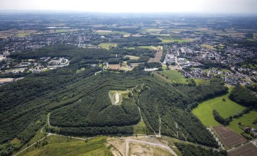 Aerial view, Großes Holz spoil tip with Adener Höhe and light column in Weddinghofen, Bergkamen,