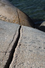 Rocky coast, Bohus granite, cracks in the rock, Ramsvik, Naturreservat Ramsviklandet, Bohuslän,