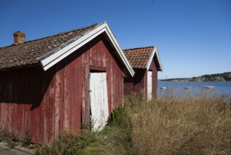 Falun red or Swedish red boathouses, Resö Island, Bohuslän, Skagerrak, Sotenäs, Västra Götalands