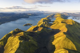Lake Langisjor in the Icelandic highlands, Vatnajökull National Park, Iceland