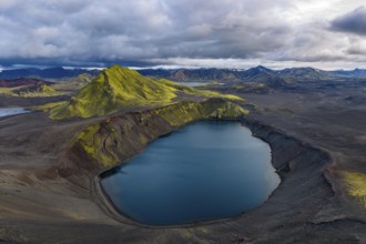 Crater lake Hnausapollur or Bláhylur, Landmannalaugar, Fjallabak Nature Reserve, Icelandic