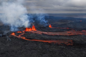 Volcanic eruption, Sundhnúkur crater chain, near Grindavik, Reykjanes Peninsula, Southwest Iceland,