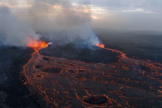 Volcanic eruption, Sundhnúkur crater chain, near Grindavik, Reykjanes Peninsula, Southwest Iceland,