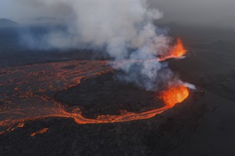 Volcanic eruption, Sundhnúkur crater chain, near Grindavik, Reykjanes Peninsula, Southwest Iceland,