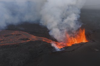 Volcanic eruption, Sundhnúkur crater chain, near Grindavik, Reykjanes Peninsula, Southwest Iceland,