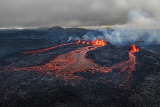 Volcanic eruption, Sundhnúkur crater chain, near Grindavik, Reykjanes Peninsula, Southwest Iceland,