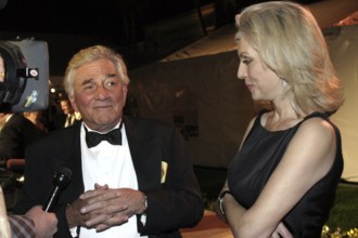 Peter Falk and Shera Danese at the the 2nd Annual Guardian IDA Awards fundraiser held at Paramount