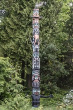 Totem Pole, Stanley Park, Vancouver, Canada
