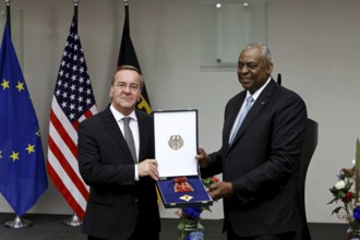 Federal Minister of Defence Boris Pistorius with Lloyd James Austin III former United States