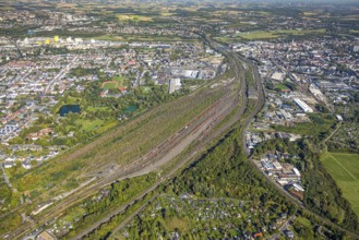 Aerial view, Hamm marshalling yard, view to the main station, harbour and city centre, Pelkum