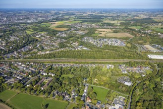 Aerial view, residential area Am Heimshof, railway line and forest area, new construction