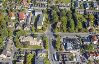 Aerial view, residential area road traffic intersection Ostwennemarstraße and Alter Uentroper Weg,