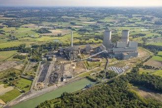 Aerial view, RWE power plant Westfalen, meadows and agricultural fields, distant view, Eilmsen,