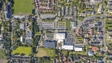 Aerial view, Freiherr-vom-Stein-Gymnasium Hamm with construction site and meadow area, entrance