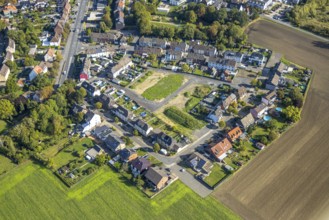 Aerial view, housing estate Kupferstraße and gardens with swimming pools, building area, district