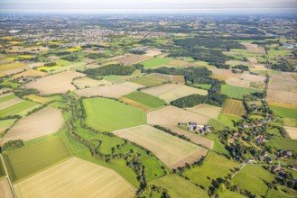 Aerial view, meadows and fields, Vöckinghausen, view to Hamm, district Rhynern, Hamm, Ruhr area,