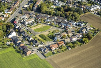 Aerial view, housing estate Kupferstraße and gardens with swimming pools, building area, district