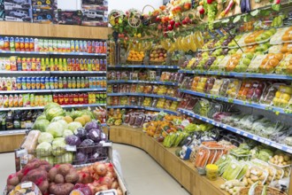 Shelves full of fresh fruit and vegetables in a supermarket, Gntunik supermarket, Aragazotn