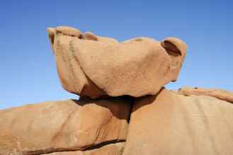 Granite rocks on the Cote de Granit Rose coast near Ploumanac'h, Cotes-d'Armor, Brittany, France