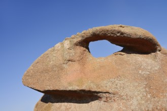 Granite rocks on the Cote de Granit Rose coast near Ploumanac'h, Cotes-d'Armor, Brittany, France