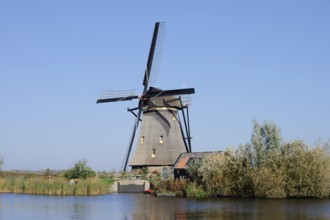 Historic windmill, UNESCO World Heritage Site, Kinderdijk, South Holland, Netherlands