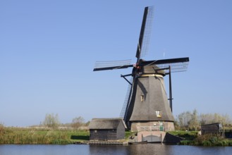 Historic windmill, UNESCO World Heritage Site, Kinderdijk, South Holland, Netherlands