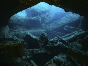 Red Sea, underwater, scuba, Egypt, wreck, Thistlegorm, sunk, world war, shipwreck, boat, ship,
