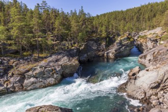 Ridderspranget, gorge in the river Sjoa, Jotunheimen mountains, Randsverk, Innlandet, Norway