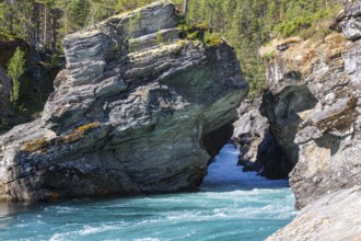 Ridderspranget, gorge in the river Sjoa, Jotunheimen mountains, Randsverk, Innlandet, Norway