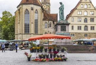 Weekly market in the city centre of Stuttgart. Schillerplatz. Stuttgart, Baden-Württemberg, Germany