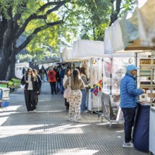 Art market, Plaza Francia, Recoleta, Buenos Aires, capital of Argentina