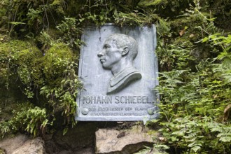Memorial plaque for Pastor Johannes, Johann Schiebel, developer of the gorge and founder of