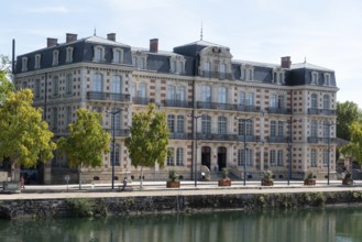Hotel on the banks of the Meuse, Verdun, Département Meuse, Grand Est, France