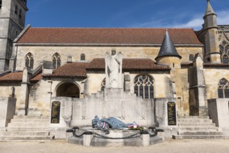War memorial, Église Saint-Martin d'Étain, Church of St Martin, Étain, commune, Verdun, Département
