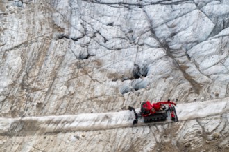 Snow groomer on Dachtstein, Dachtstein glacier, Styria, Austria